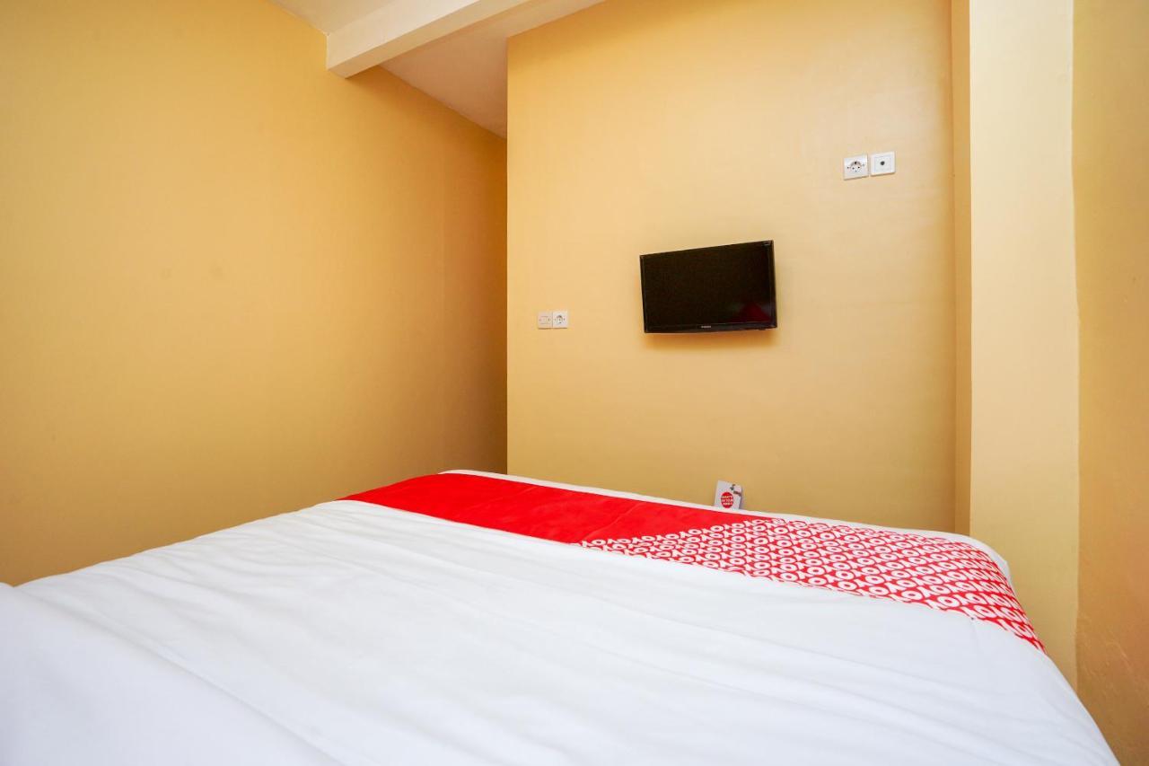 Oyo 2656 Az Zahra Residence Syariah Surabaya Eksteriør bilde
