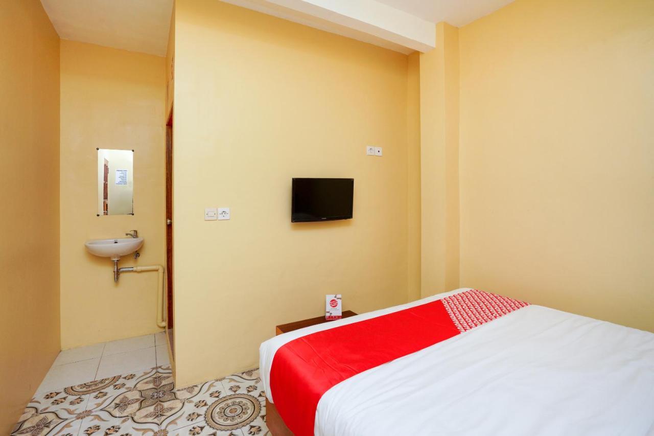 Oyo 2656 Az Zahra Residence Syariah Surabaya Eksteriør bilde