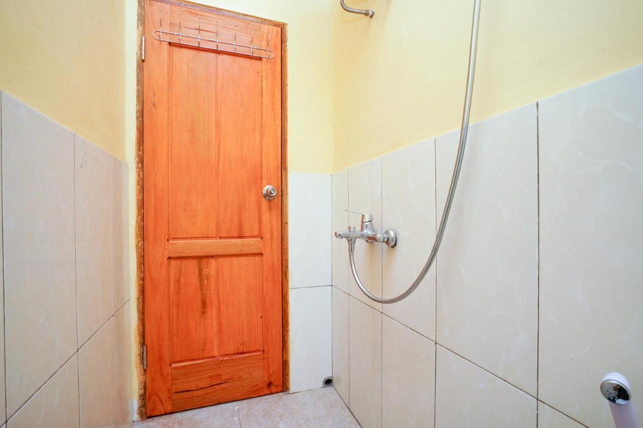 Oyo 2656 Az Zahra Residence Syariah Surabaya Eksteriør bilde